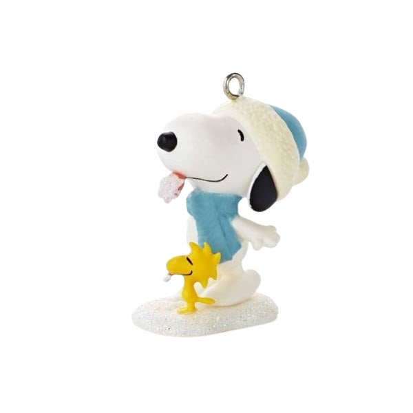 2013 Winter Fun with Snoopy Hallmark Ornament (Winter Fun with Snoopy) QXM8505