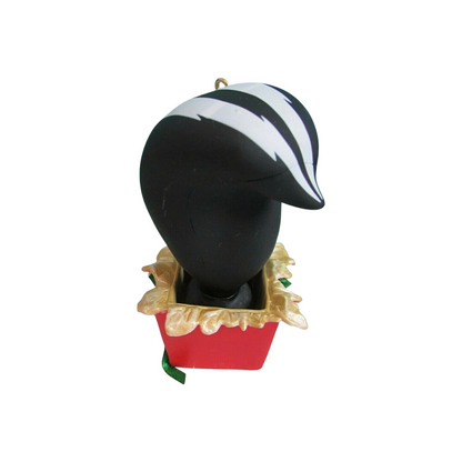 2013 Zee Perfect Gift - Pepe Le Pew Hallmark Ornament (Looney Tunes) QXI2025