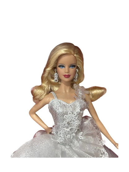 2013 Holiday Barbie (Barbie)