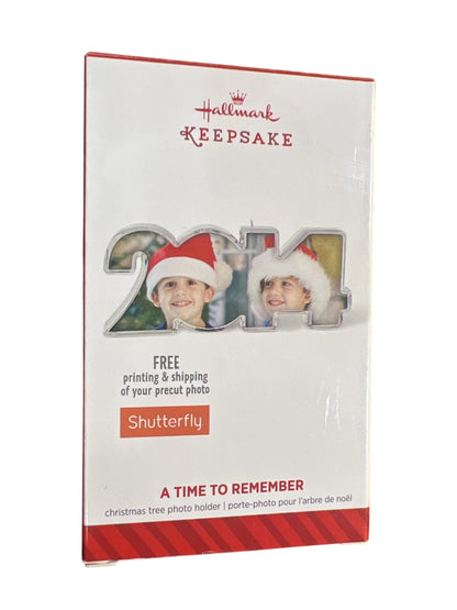 2014 A Time to Remember Hallmark Ornament (Photo Holder) QGO1693