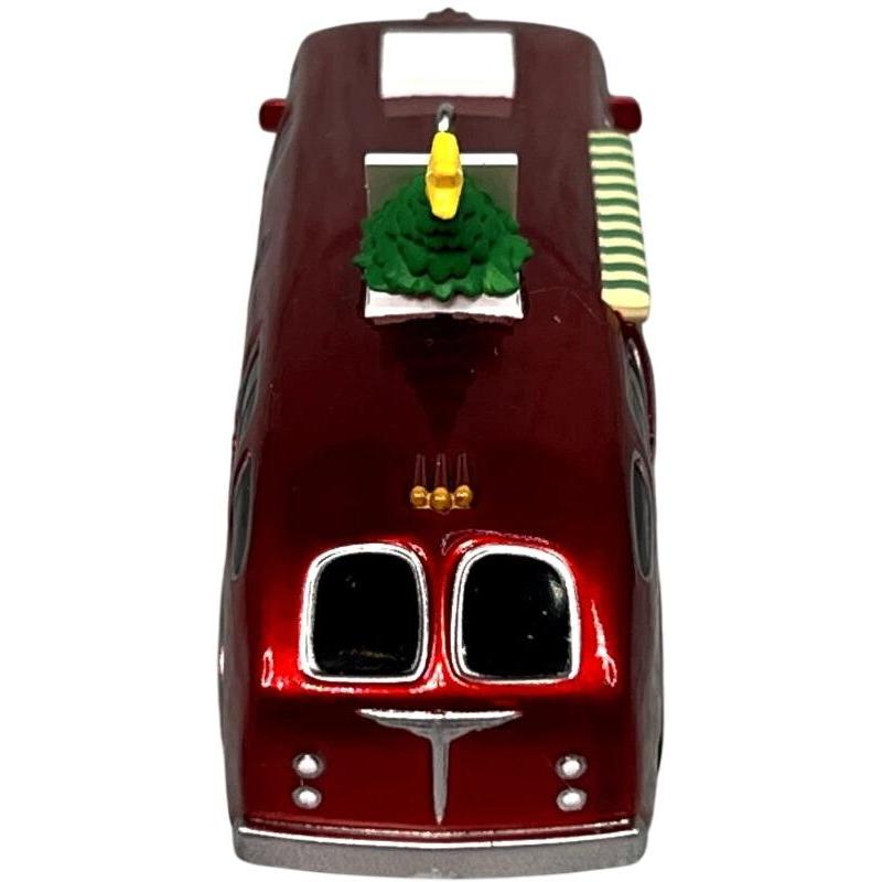 2014 Happy Campers Hallmark Ornament (Camping) QG01463