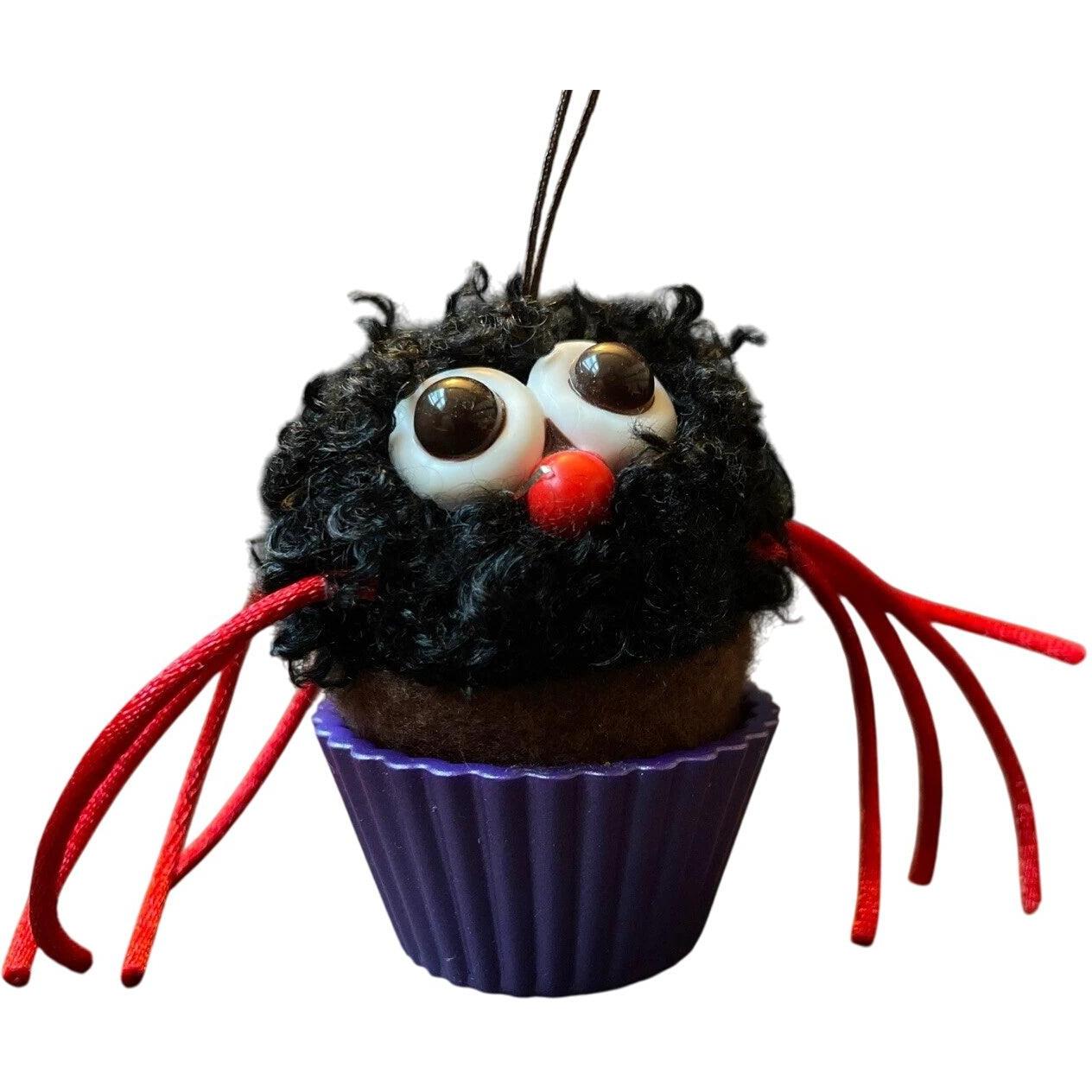 2014 Itsy Bitsy Cupcake Hallmark Ornament (Halloween Cupcake) QFO5223