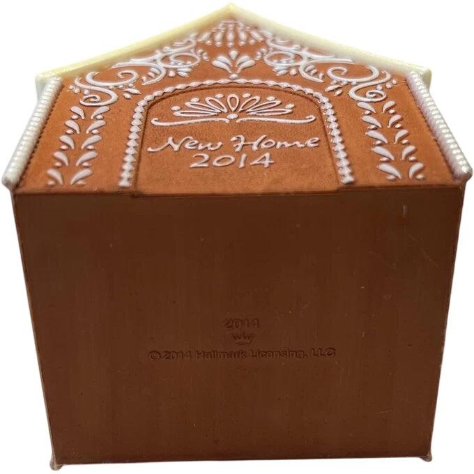 2014 New Home Hallmark Ornament (New Home) QG01143