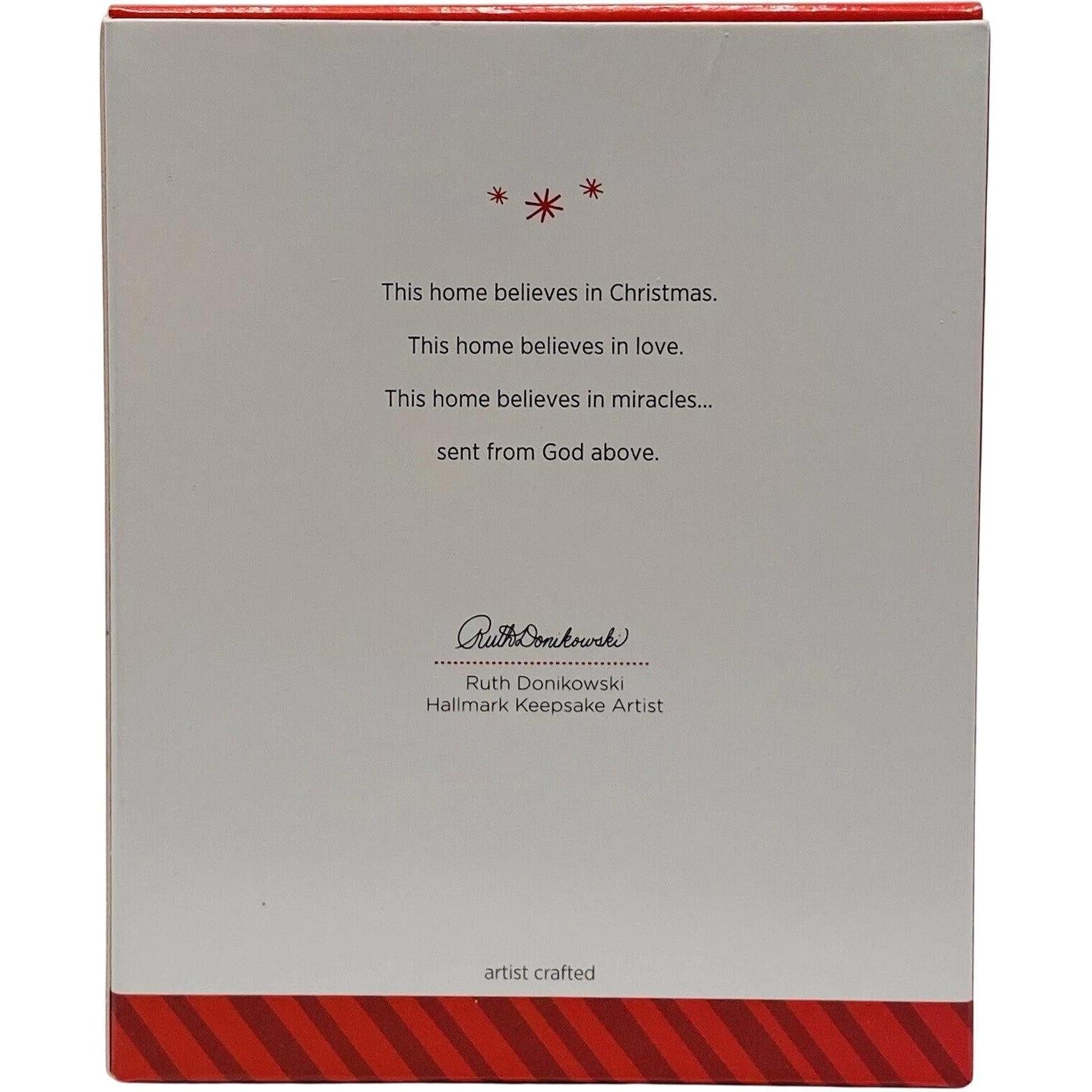 2014 This Home Believes Hallmark Ornament (Wreath) QGO1623