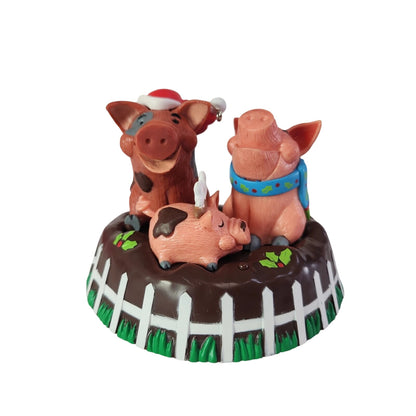 2014 Yule Hogs Hallmark Ornament (Pig) QG01233