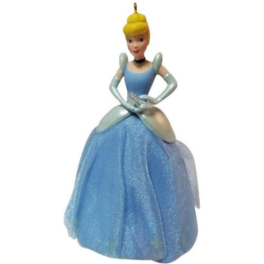 2014 A Magical Transformation Hallmark Ornament (Cinderella) QXD6053