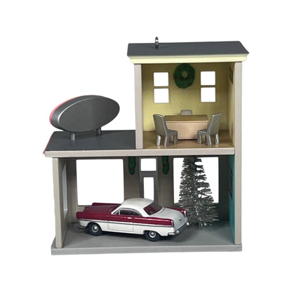 2014 Andy's Cars Hallmark Ornament (Nostalgic Houses and Shops) QX9143 Image6
