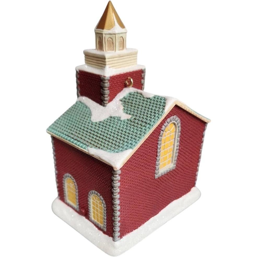 2014 Cozy Country Church Hallmark Ornament (Church) QGO1326
