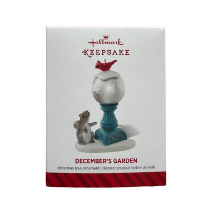2014 December's Garden Hallmark Ornament (Winter Garden) QGO1446