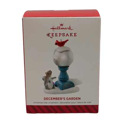 2014 December's Garden Hallmark Ornament (Winter Garden) QGO1446 Image2