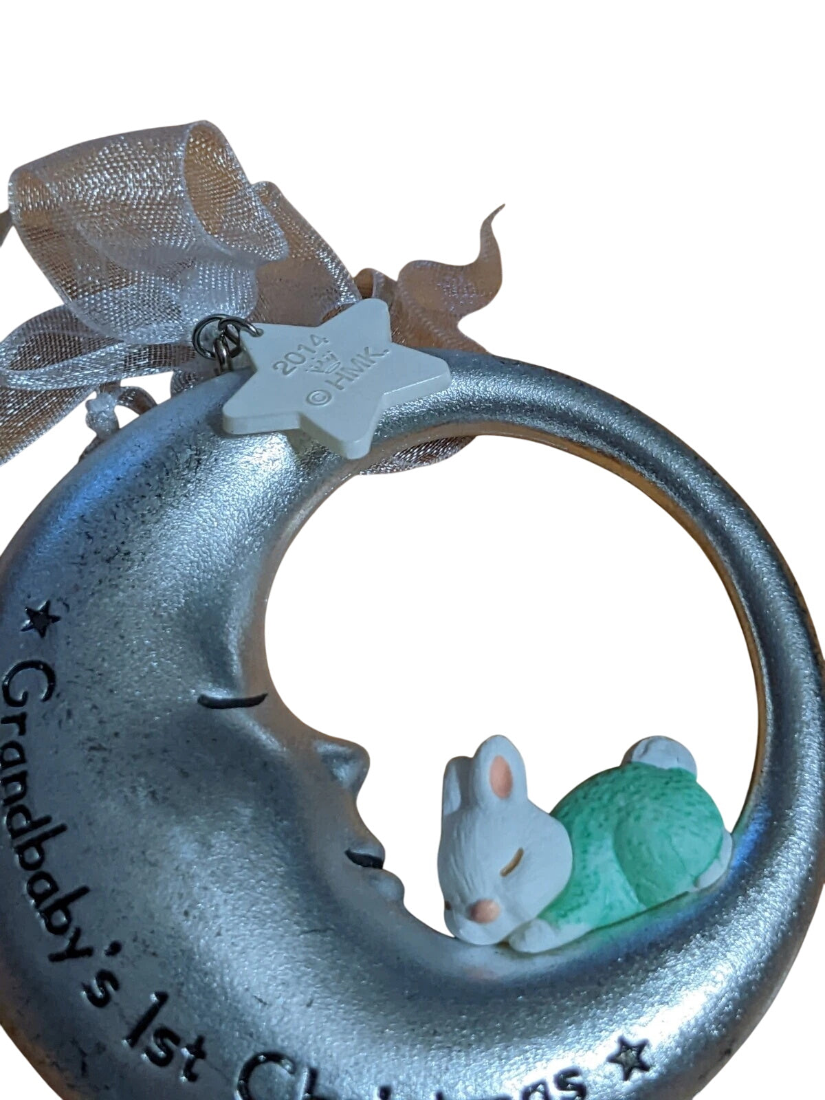 2014 GrandBaby's First Christmas Hallmark Ornament (Baby's First Christmas) QGO1046