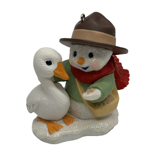 2014 Snow Buddies Hallmark Ornament (Snow Buddies) QX9063 Image1