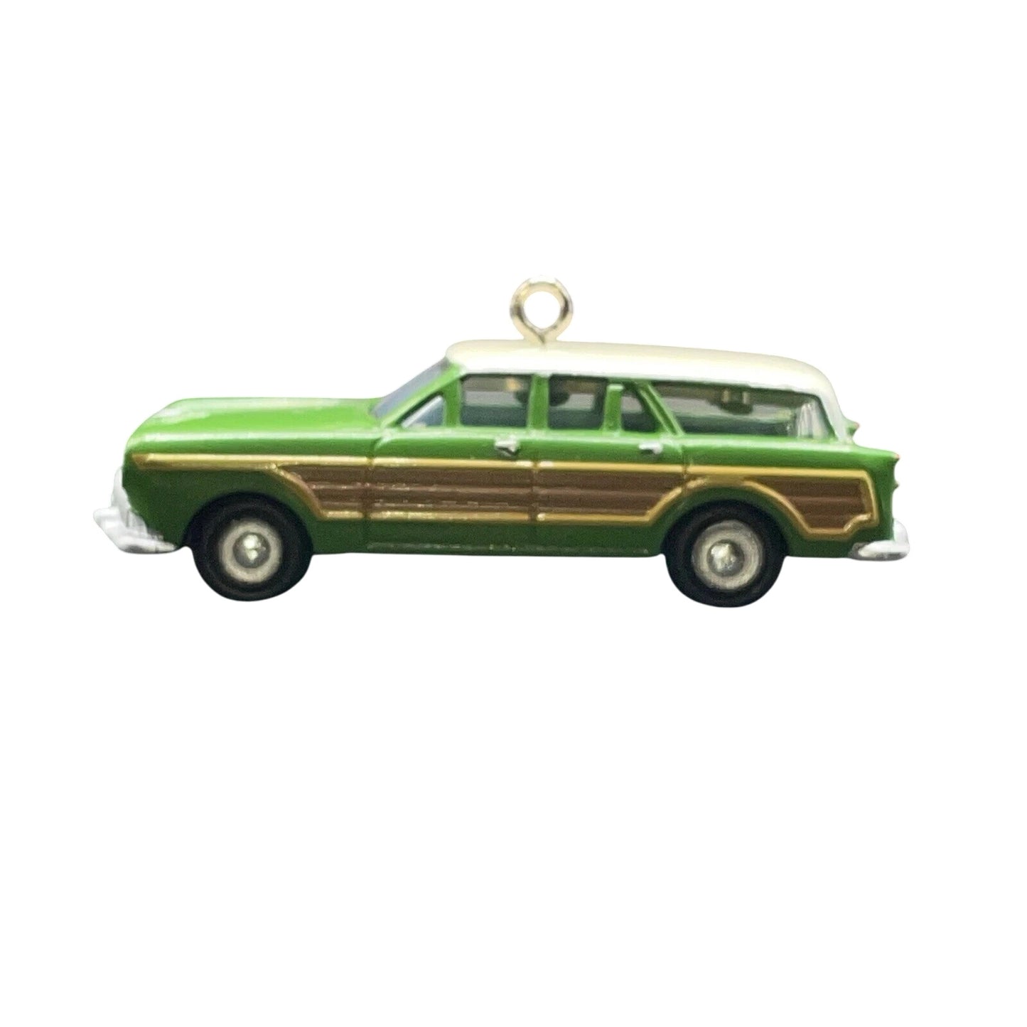 2014 Stylin' Station Wagon Hallmark Ornament (Car) QGO1006