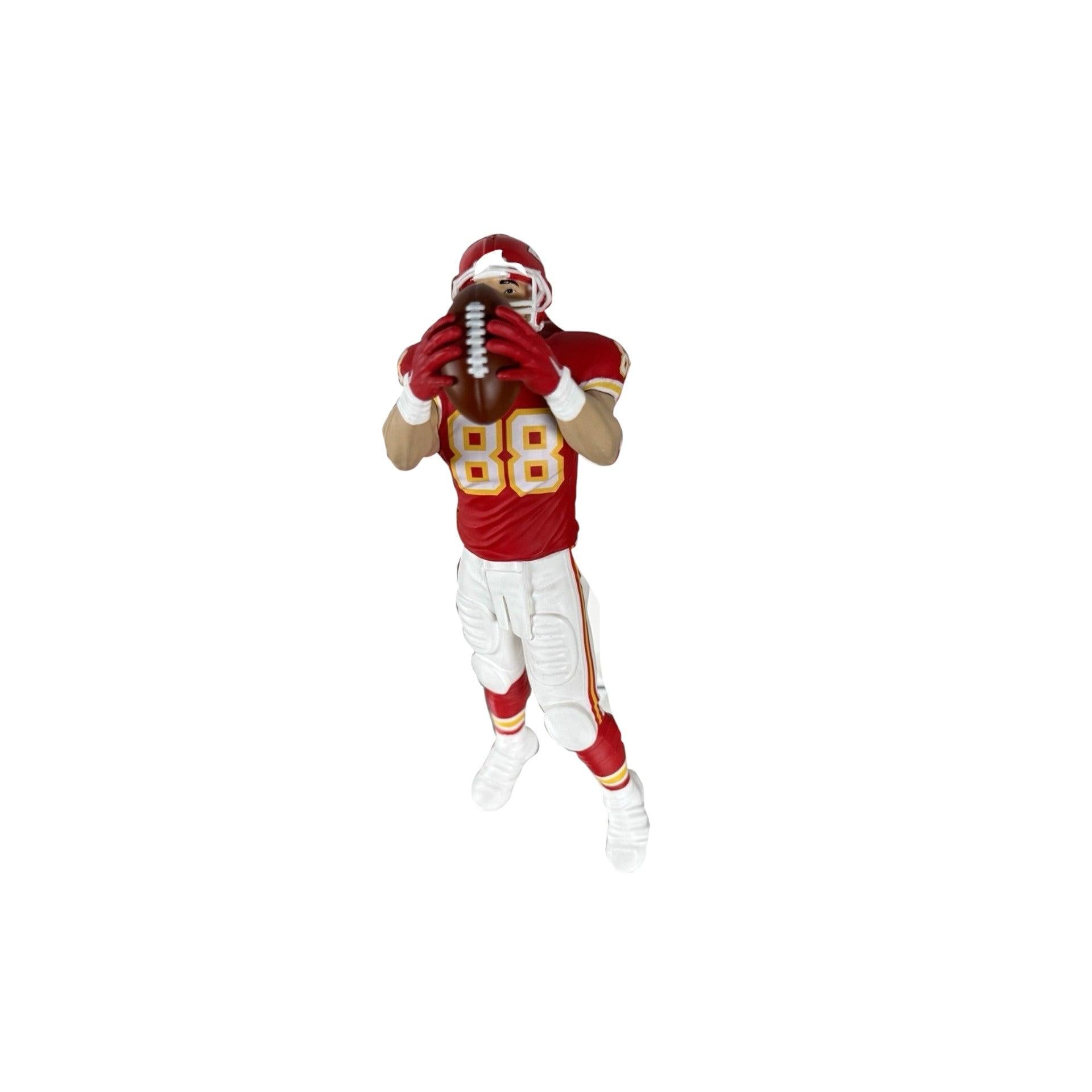 2014 Tony Gonzalez Kansas City Chiefs Hallmark Ornament (Football Legends) QXI2816 Image4