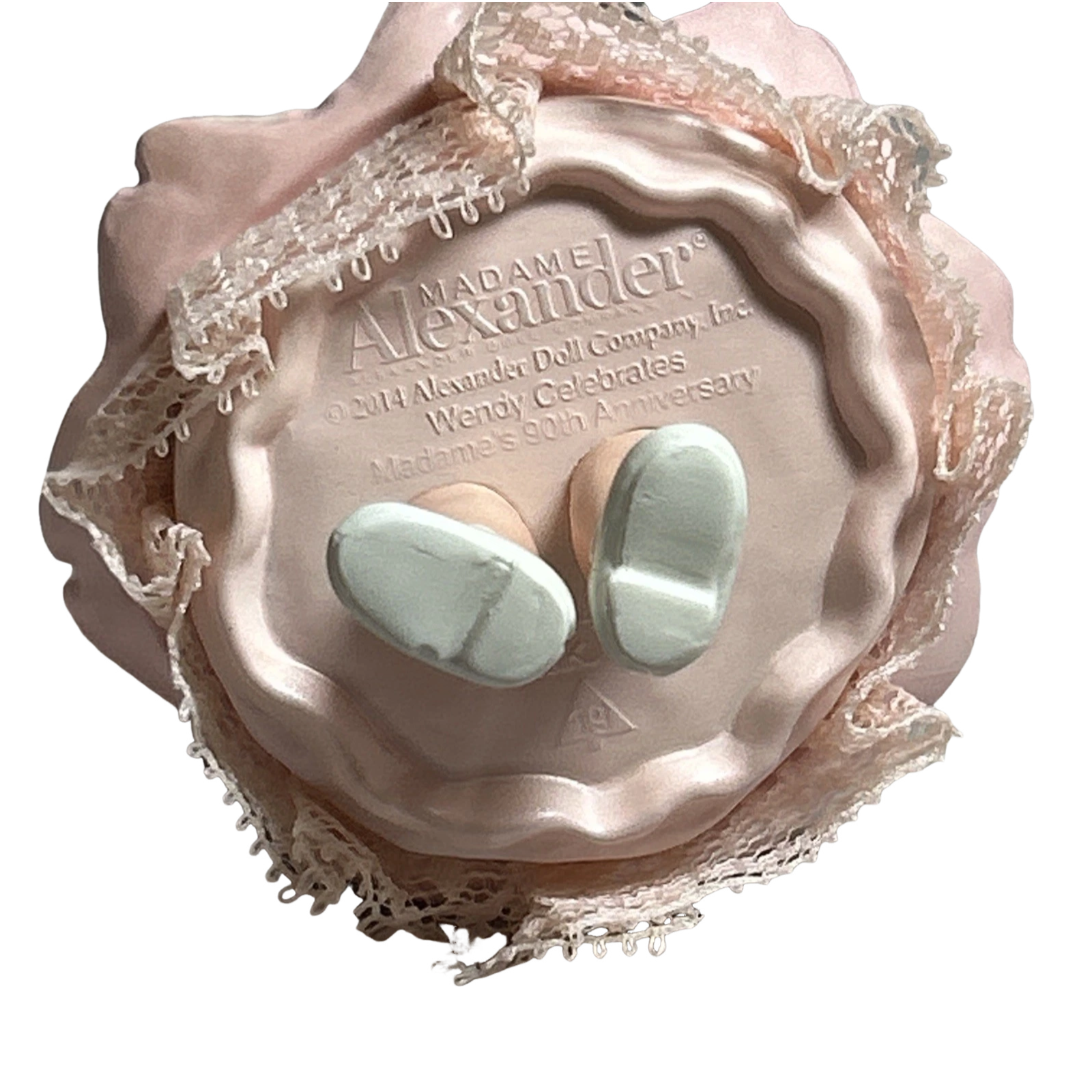 2014 Wendy Celebrates - Madame's 90th Anniversary Hallmark Ornament (Madame Alexander) QX9136 Image5