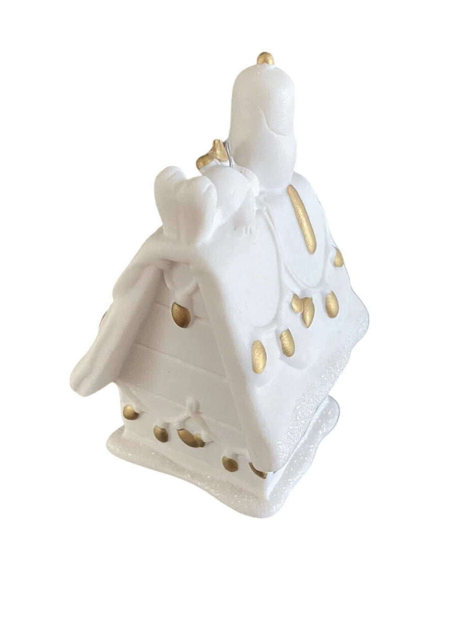 2015 50th Anniversary Doghouse Hallmark Ornament (Peanuts) QXI2397