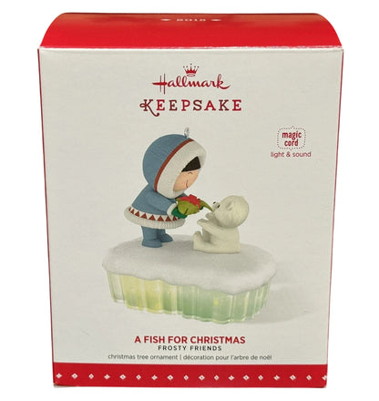 2015 A Fish For Christmas Hallmark Ornament (The World of Frosty Friends) QGO1329