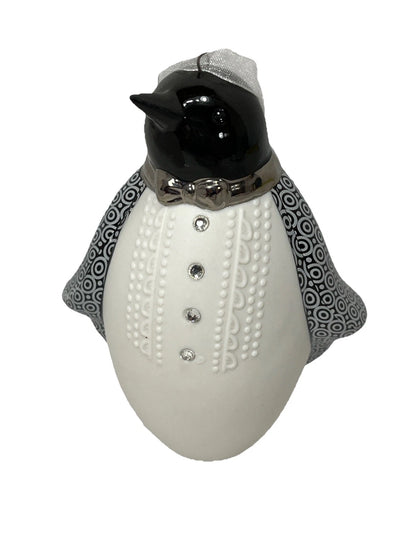 2015 Black Tie Hallmark Ornament (Penguins) QGO1759