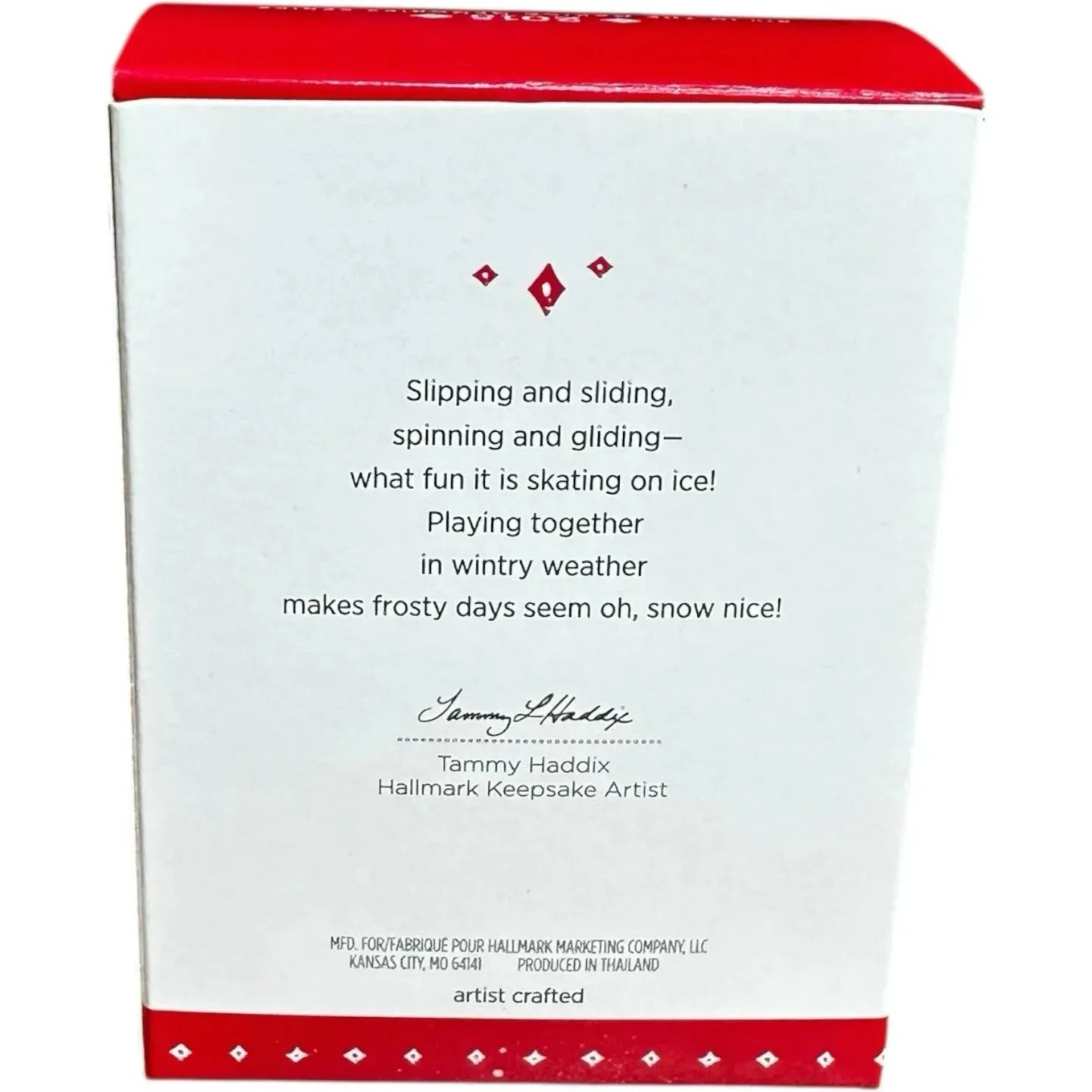 2015 Chillin' Together Hallmark Ornament (Making Memories) QX9079