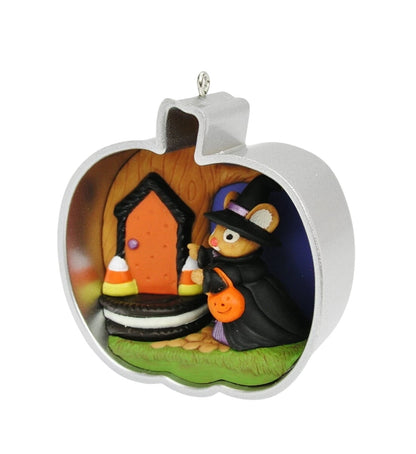 2015 Cookie Cutter Halloween Hallmark Ornament (Halloween) QFO5237