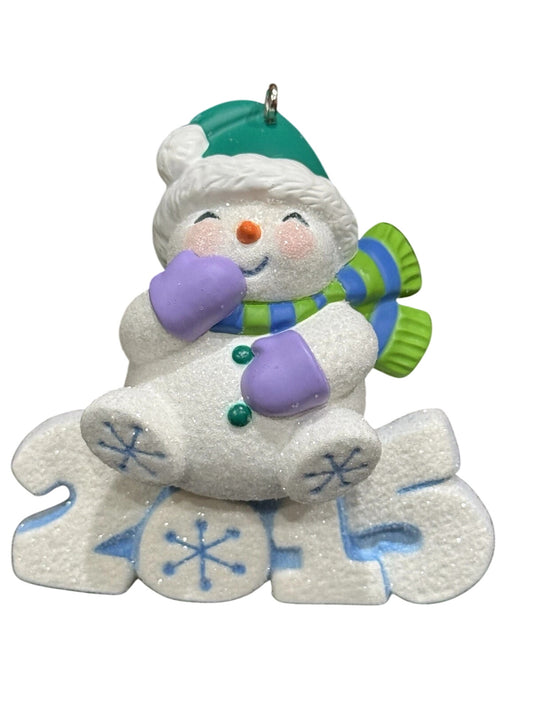 2015 Frosty Fun Decade Hallmark Ornament (Frosty Fun Decade) QCX9087