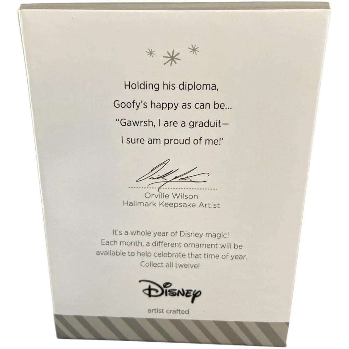 2015 Goofy The Graduate Hallmark Ornament (A Year of Disney Magic) QHA1032