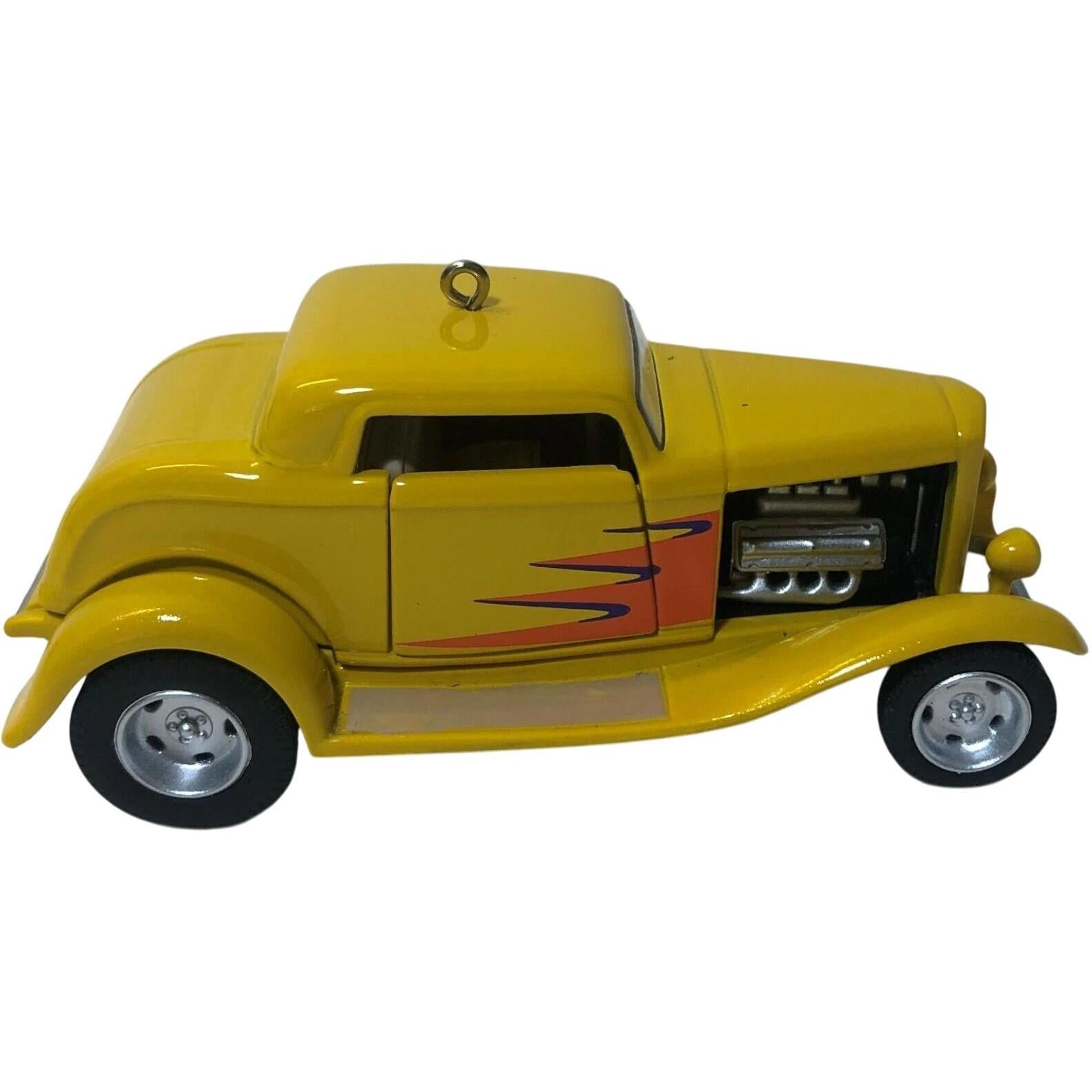 2015 (1932) Ford Hallmark Ornament (Keepsake Kustoms) QX9229