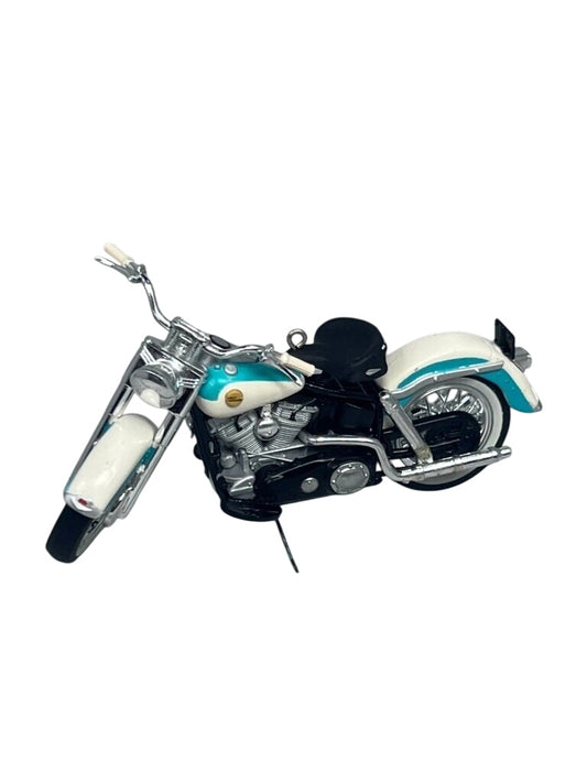 2015 Hallmark Ornament (1958) FLH Duo-Glide Hallmark Ornament (Harley-Davidson) QXI2549