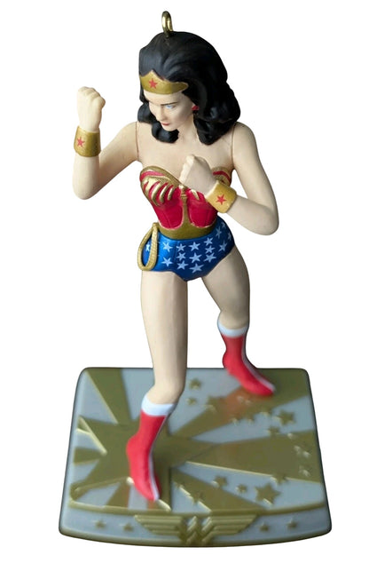 2015 Lynda Carter as Wonder Woman Hallmark Ornament (Super Heroes) QXI2483