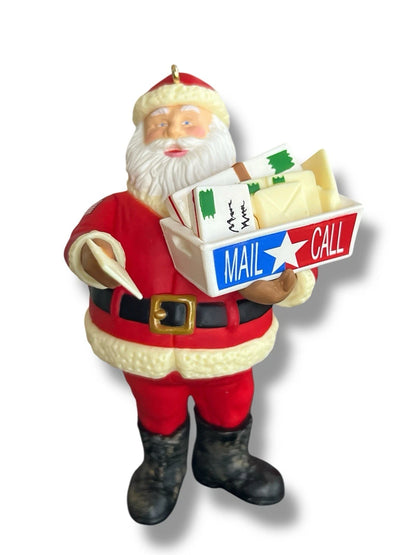 2015 Military Mail Call Hallmark Ornament (Santa Claus) QGO1667