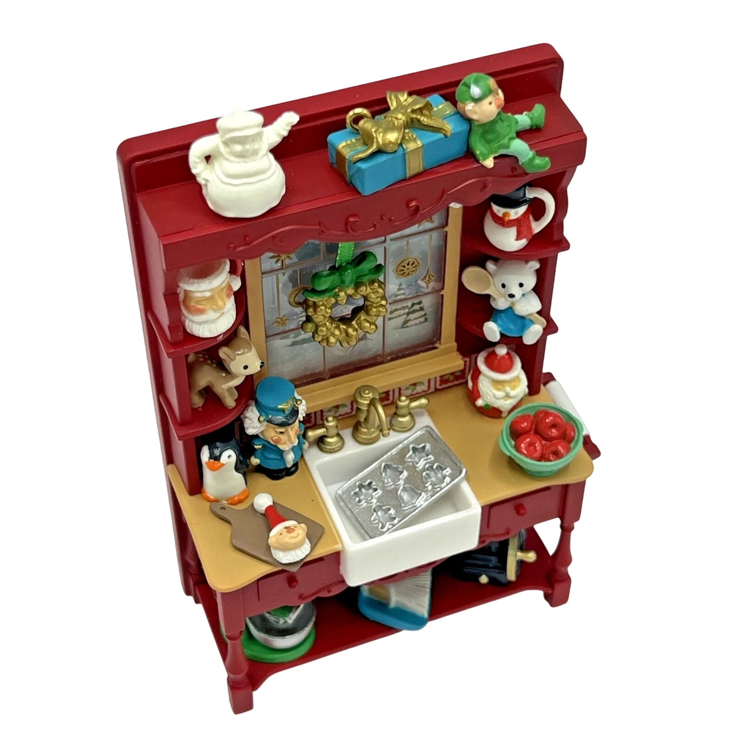 2015 Mrs. Claus's Kitchen Sink Hallmark Ornament (Mrs. Claus) QXC5139