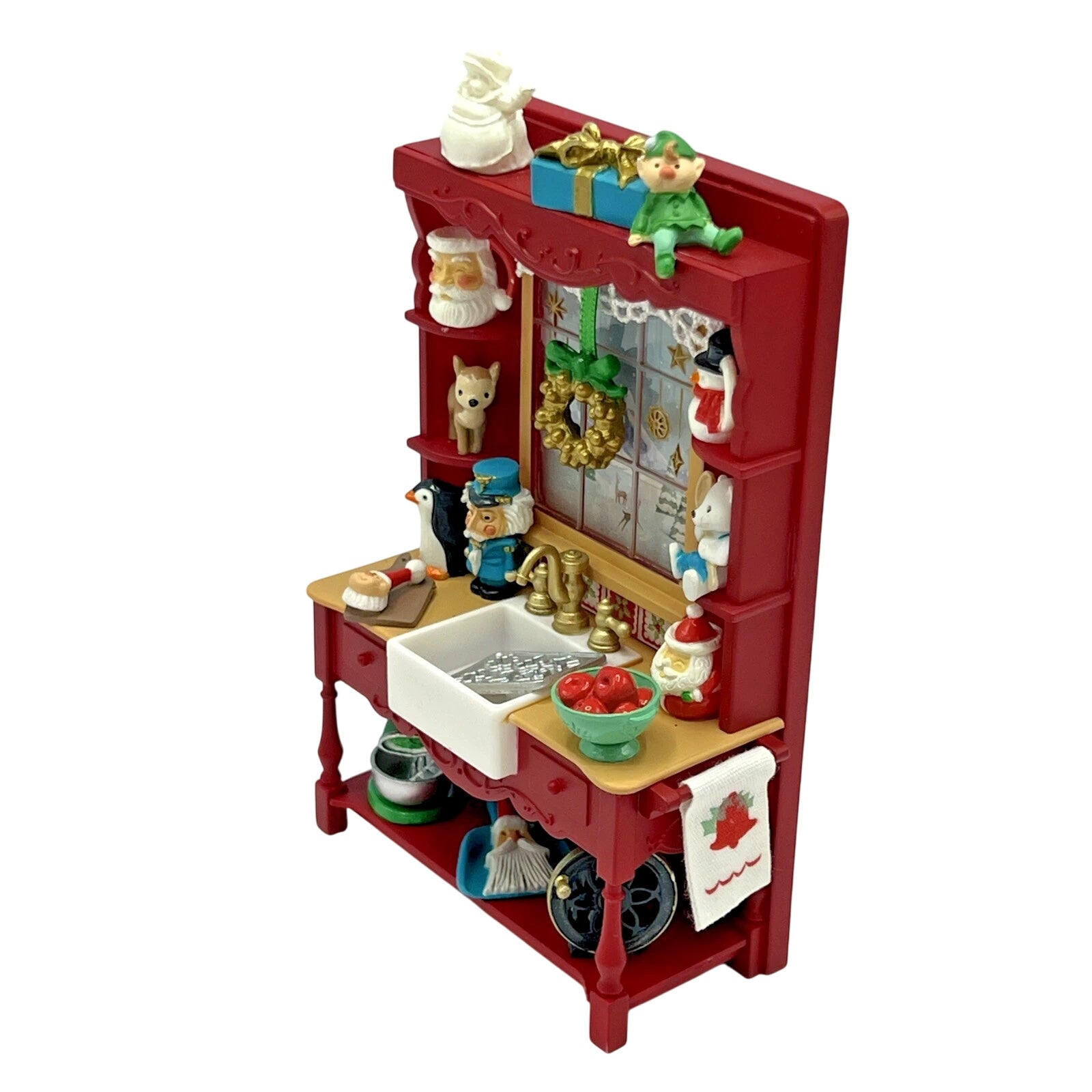 2015 Mrs. Claus's Kitchen Sink Hallmark Ornament (Mrs. Claus) QXC5139