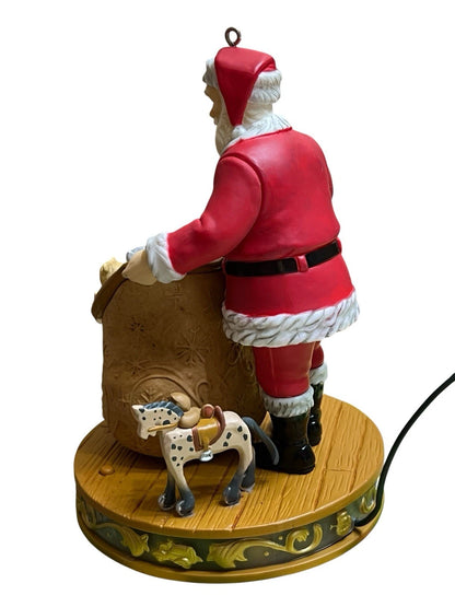 2015 Packing Up the Toys Hallmark Ornament (Once Upon a Christmas) QX9089