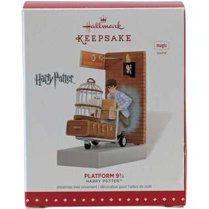 2015 Platform 9 3/4 Hallmark Ornament (Harry Potter) QXI2119