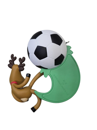 2015 Soccer Star Hallmark Ornament (Sports & Activities) QGO1409