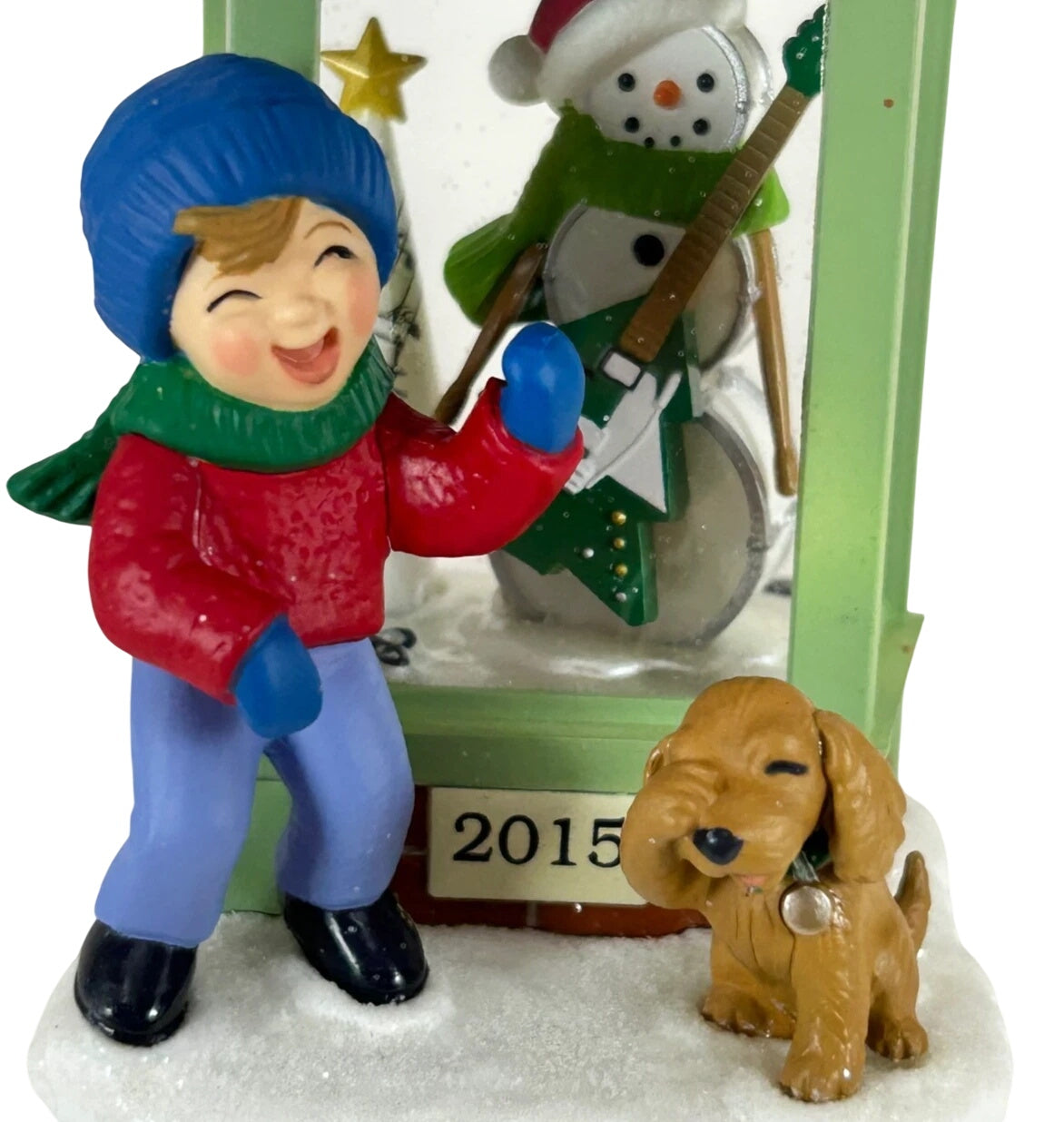 2015 Tammy's Tune Shop Hallmark Ornament (Christmas Window) QXC5127