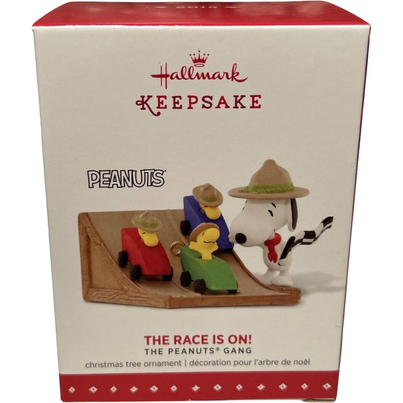 2015 The Race is On! Hallmark Ornament (Peanuts) QXI2379