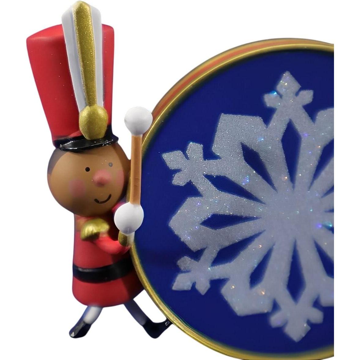 2015 Tippity-Tap Toy Soldier Hallmark Ornament (Musical Soldiers) LPR3377