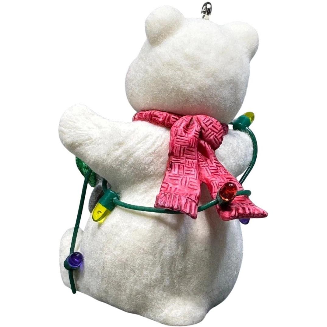 2015 Wrapped Up In Friendship Hallmark Ornament (Snowball and Tuxedo) QX9157