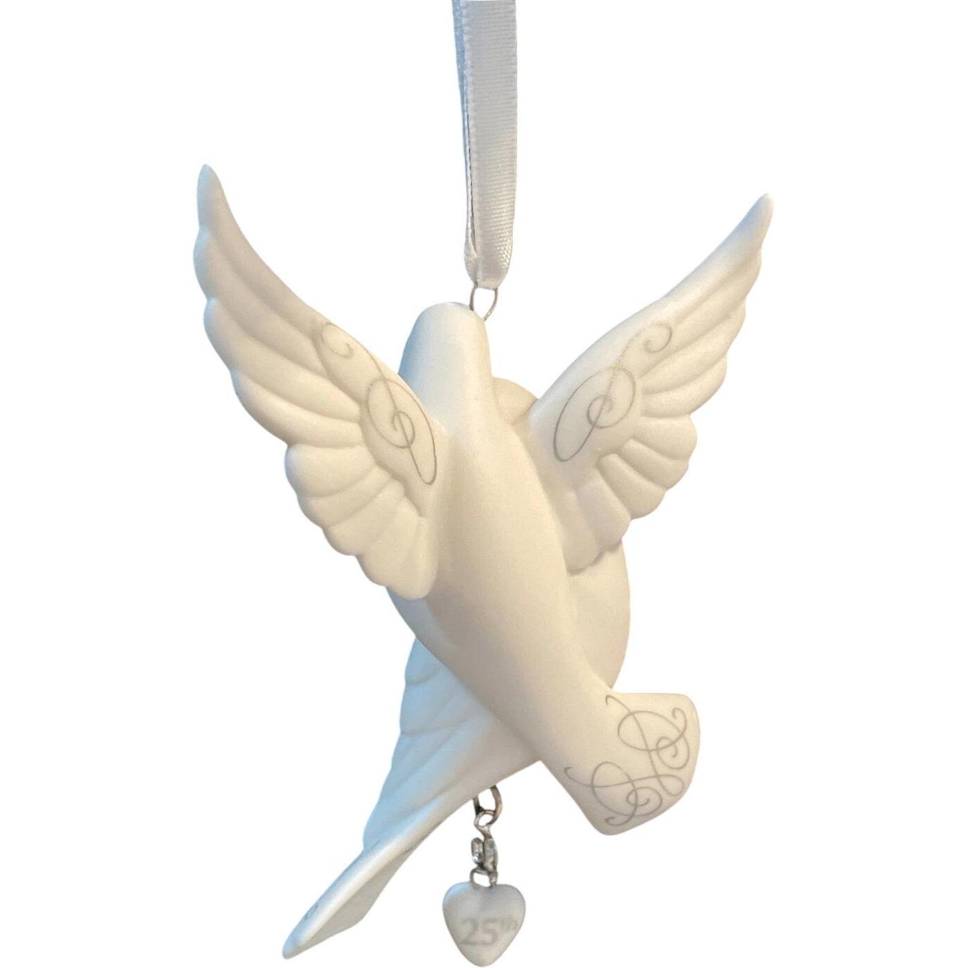 2015 Anniversary Hallmark Ornament (Anniversary) QHX1109