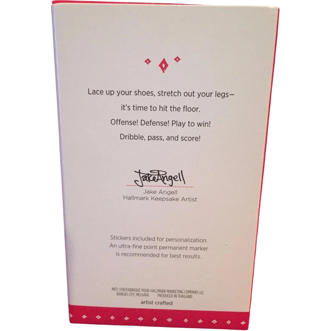 2015 Basketball Star Hallmark Ornament (Basketball) QGO1417