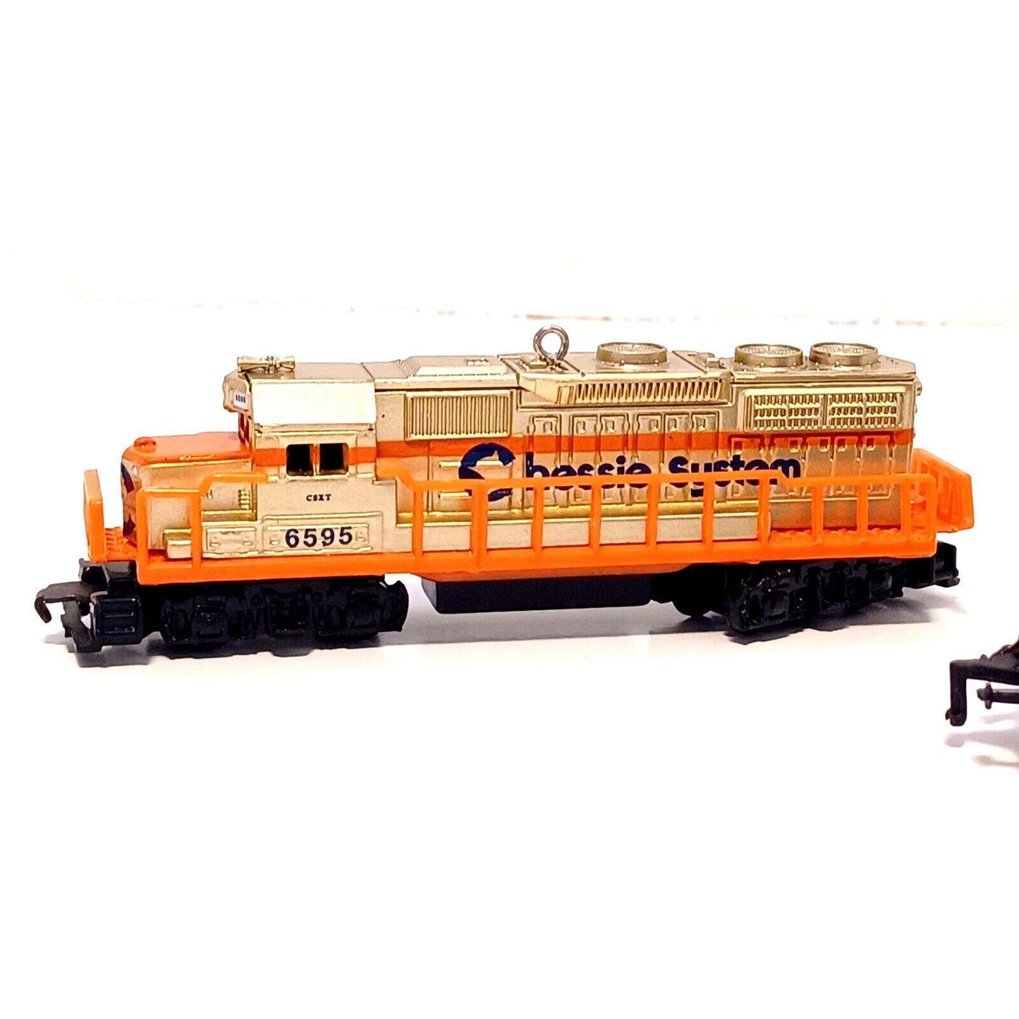 2015 Chessie System Locomotive Hallmark Ornament (Lionel) QXE3739