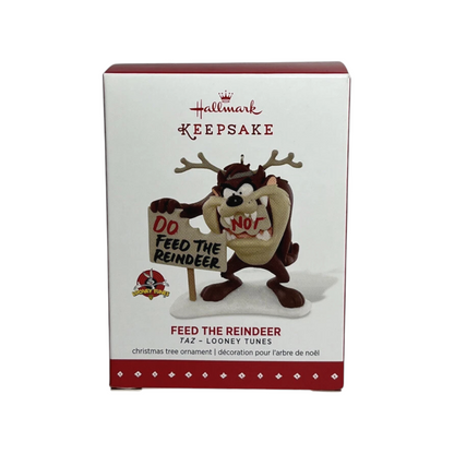 2015 Feed The Reindeer Hallmark Ornament (Looney Tunes) QXI2107