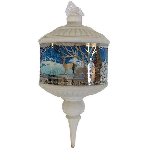 2015 Holidays at Home Hallmark Ornament (Holidays at Home) QGO1767