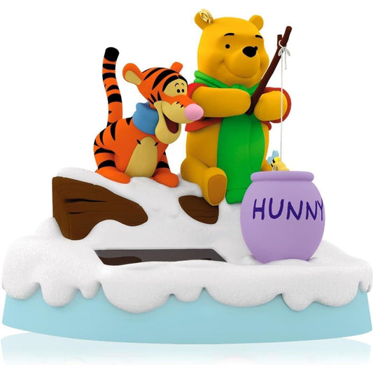 2015 Ice Fishi' Friends Hallmark Ornament (Winnie the Pooh) QXD6107