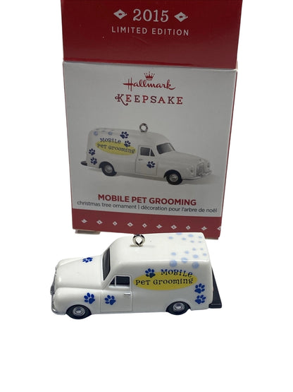 2015 Mobile Pet Grooming Hallmark Ornament (Car) QXE3767