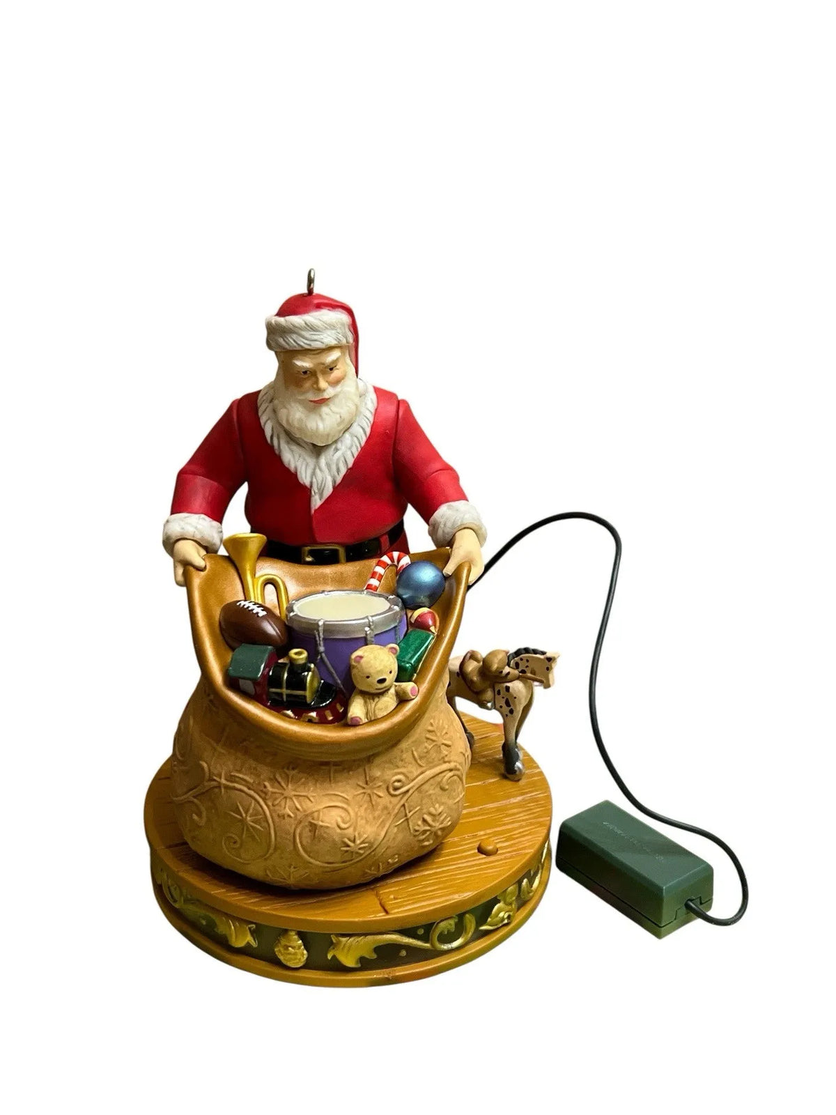 2015 Packing Up the Toys Hallmark Ornament (Once Upon a Christmas) QX9089 Image3