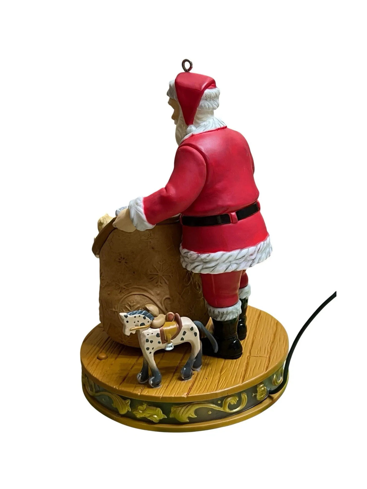 2015 Packing Up the Toys Hallmark Ornament (Once Upon a Christmas) QX9089 Image5