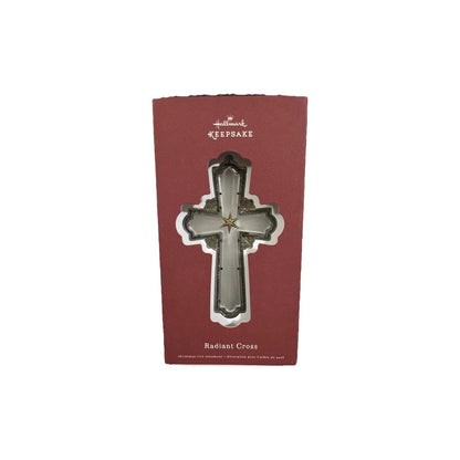 2015 Radiant Cross (Cross) Hallmark Ornament QGO1527 Image2