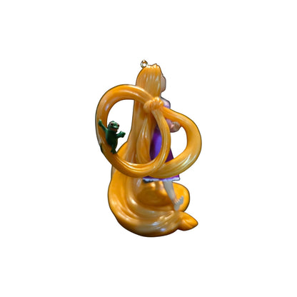 2015 Rapunzel and Pascal Hallmark Ornament (Tangled) QXD6077 Image3
